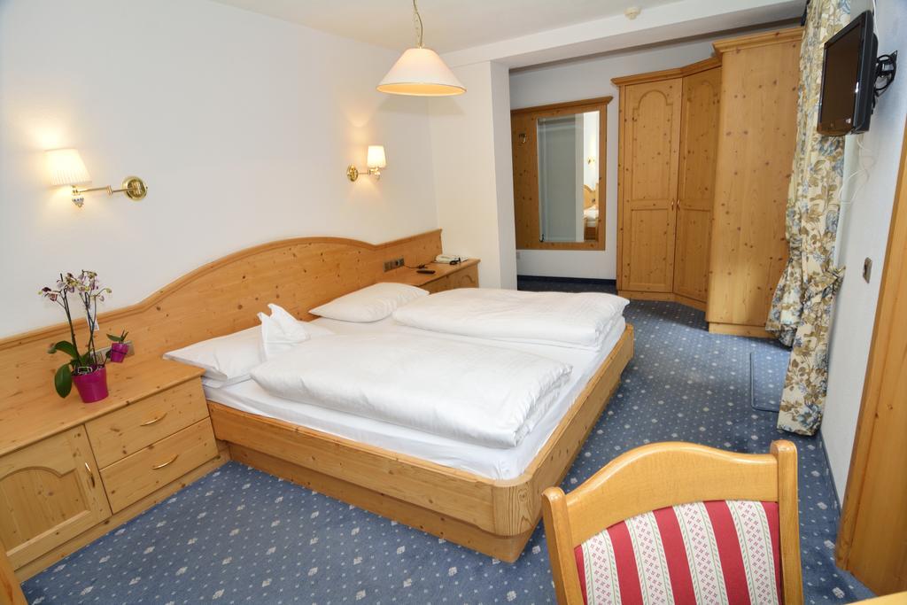 Hotel Silvana Selva di Val Gardena Ngoại thất bức ảnh
